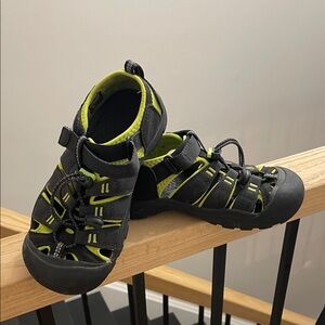 Keen Sport (Waterproof) Sandals Black and Green